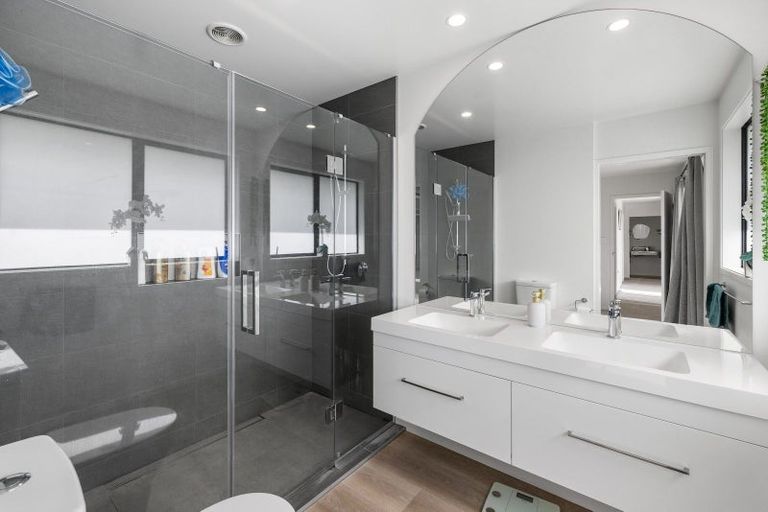 Photo of property in 4 Petariki Way, Pyes Pa, Tauranga, 3112