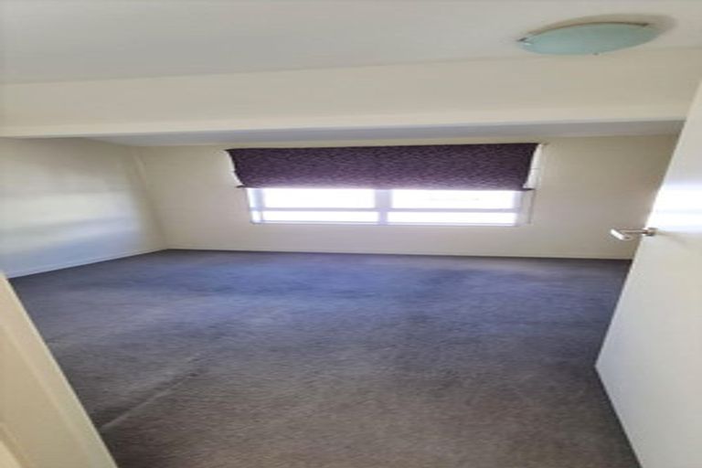 Photo of property in 3c Papawai Terrace, Mount Cook, Wellington, 6021