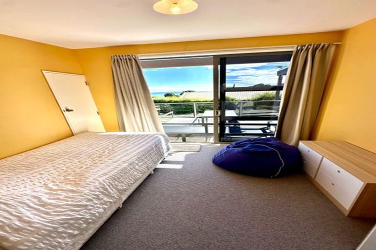 Photo of property in 21 Nyhane Drive, Ligar Bay, Takaka, 7183