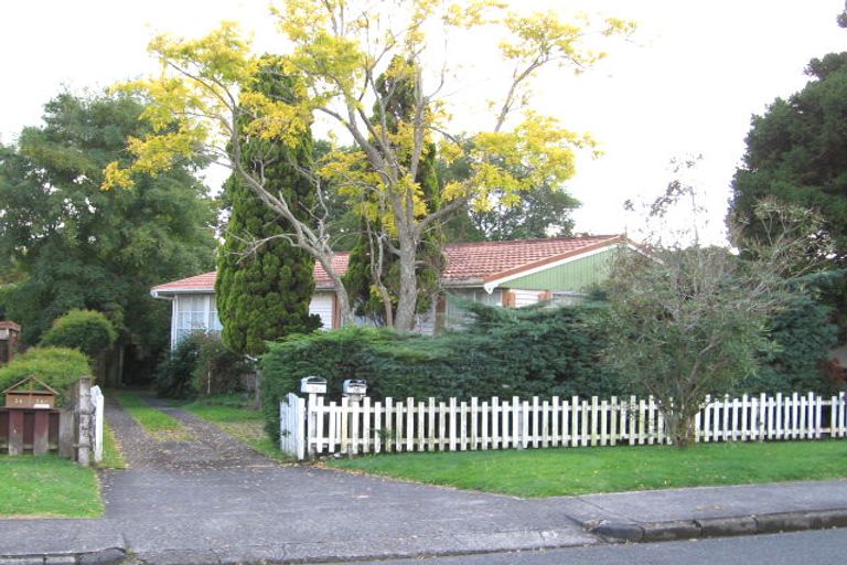 Photo of property in 36 Waipani Road, Te Atatu Peninsula, Auckland, 0610