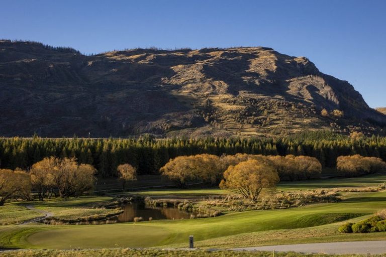 Photo of property in 14 Dalgleish Lane, Arrowtown, 9371