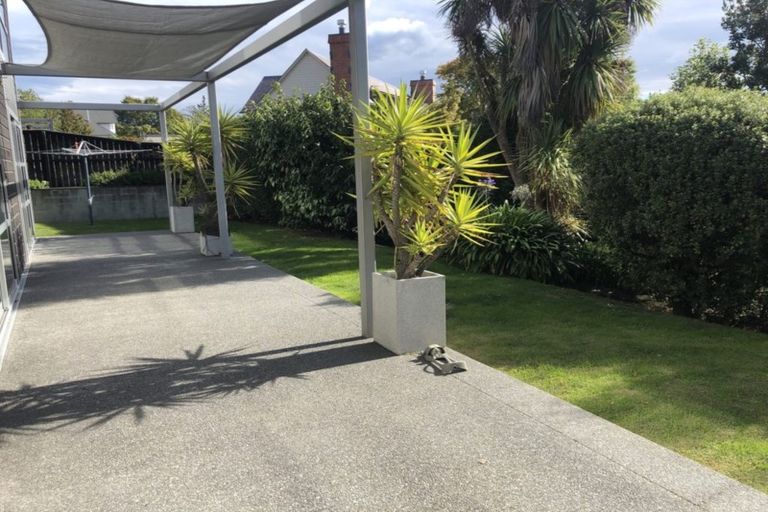 Photo of property in 62 Dyers Pass Road, Cashmere, Christchurch, 8022