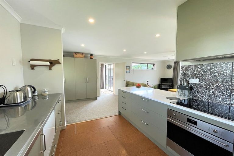 Photo of property in 5 Mill Street, Clinton, 9534