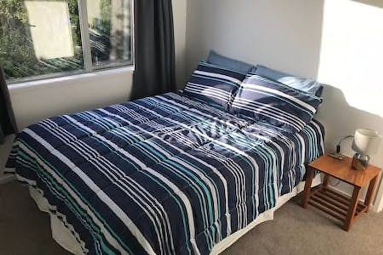 Photo of property in 841a Beach Road, Browns Bay, Auckland, 0630