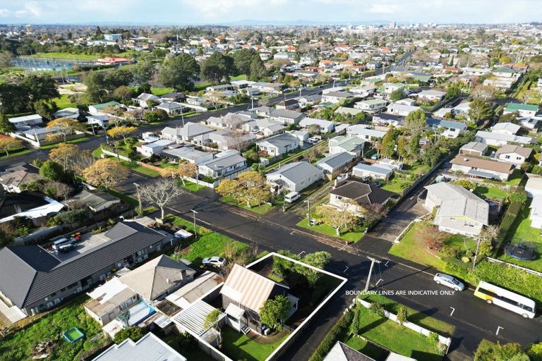 Photo of property in 14 Kiwi Avenue, Forest Lake, Hamilton, 3200