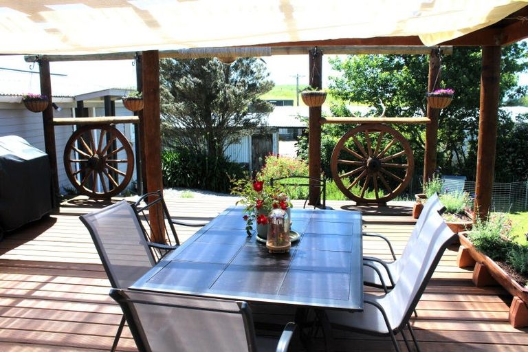Photo of property in 94 Glengarry Road, Dannevirke, 4978