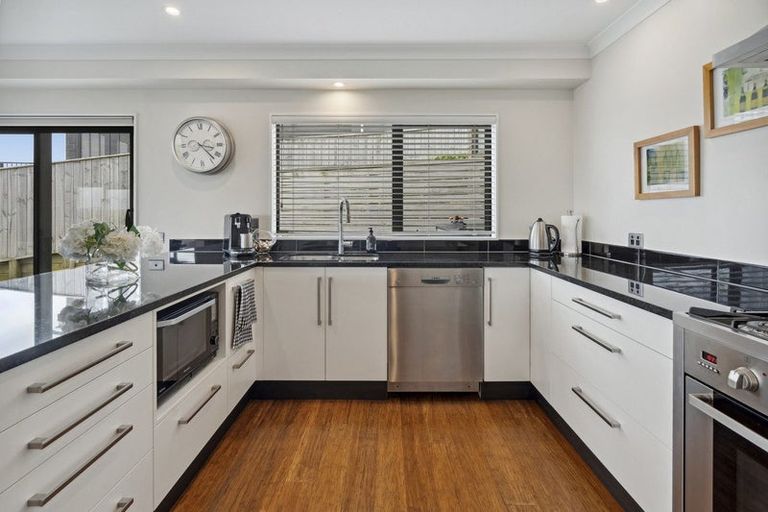 Photo of property in 81 Endeavour Drive, Whitby, Porirua, 5024