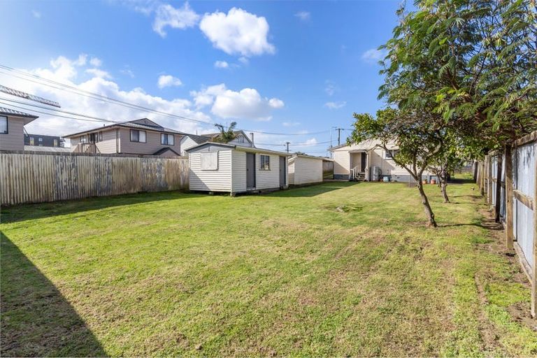 Photo of property in 191 Richardson Road, Mount Albert, Auckland, 1041