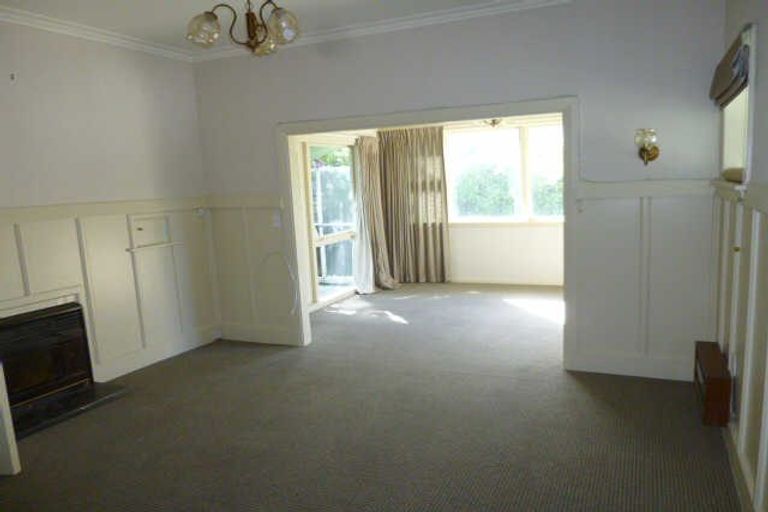 Photo of property in 34 Straven Road, Riccarton, Christchurch, 8011