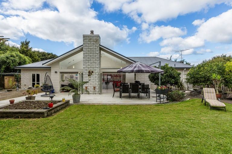 Photo of property in 247 Paremoremo Road, Lucas Heights, Auckland, 0632