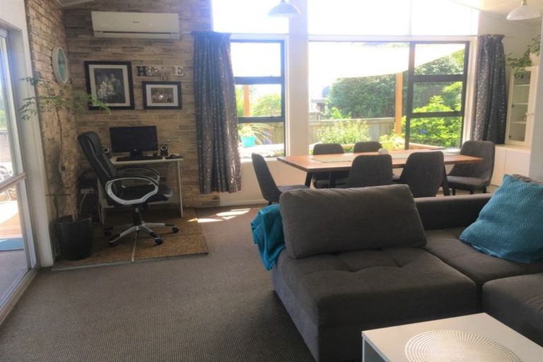 Photo of property in 51 Ngakoti Street, Urenui, 4375