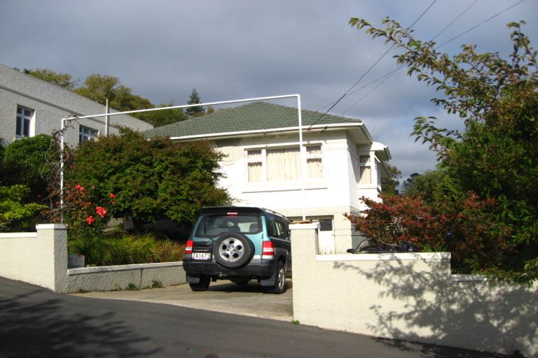 Photo of property in 32 Glendining Avenue, North East Valley, Dunedin, 9010