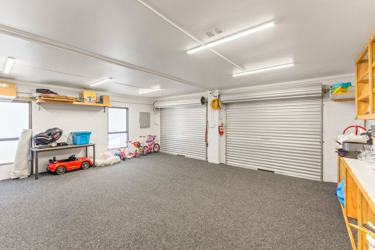 Photo of property in 28 Brandon Street, Otaki, 5512