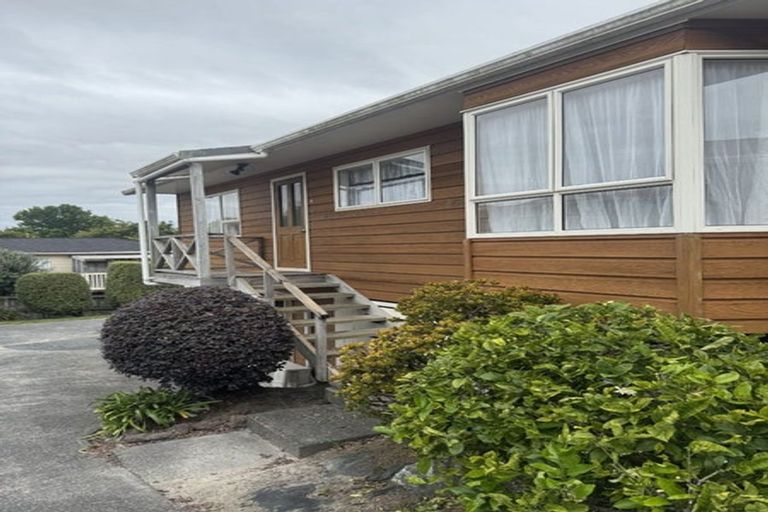 Photo of property in 48 Strid Road, Te Atatu South, Auckland, 0610