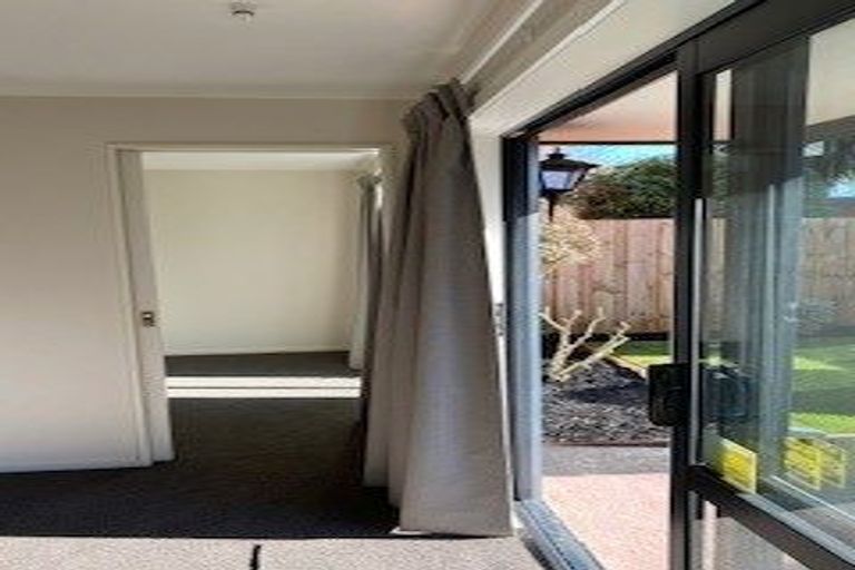 Photo of property in 238a Edgeware Road, Edgeware, Christchurch, 8013