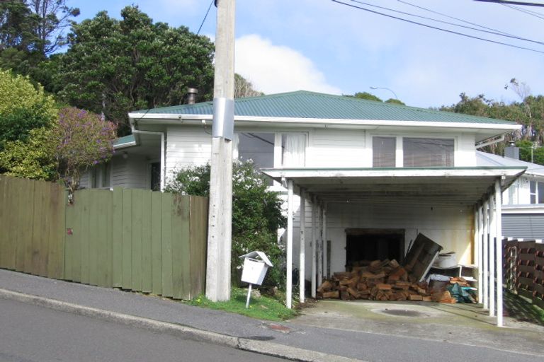 Photo of property in 1 Beazley Avenue, Paparangi, Wellington, 6037