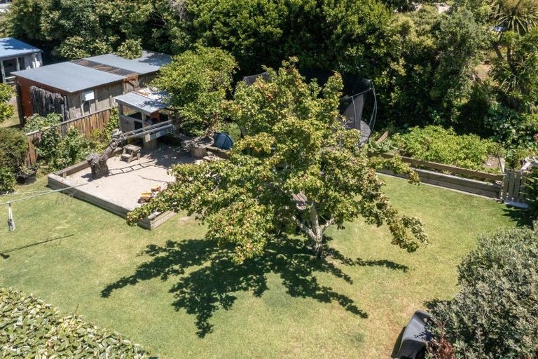 Photo of property in 63 Alexander Road, Raumati Beach, Paraparaumu, 5032