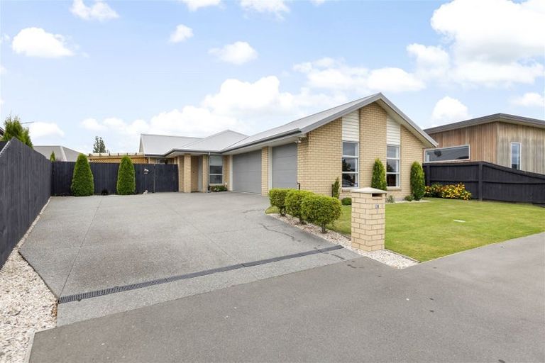 Photo of property in 86 Te Rito Street, Marshland, Christchurch, 8083