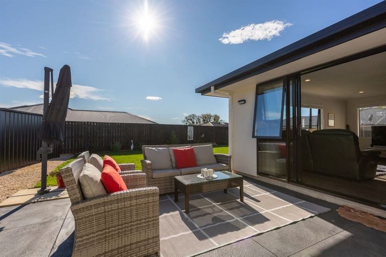 Photo of property in 4 Les Wakefield Road, Mapua, 7005