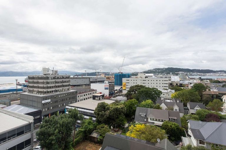 Photo of property in Hobson Court Flats, 62/70 Hobson Street, Thorndon, Wellington, 6011