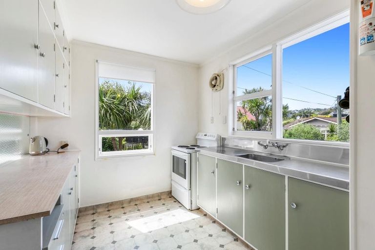 Photo of property in 229 Karori Road, Karori, Wellington, 6012