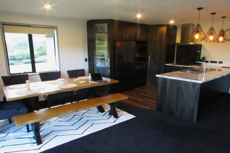 Photo of property in 2 Aorangi Drive, Greymouth, 7805