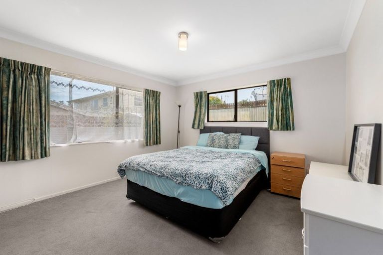 Photo of property in 1 Astrid Court, Awapuni, Palmerston North, 4412