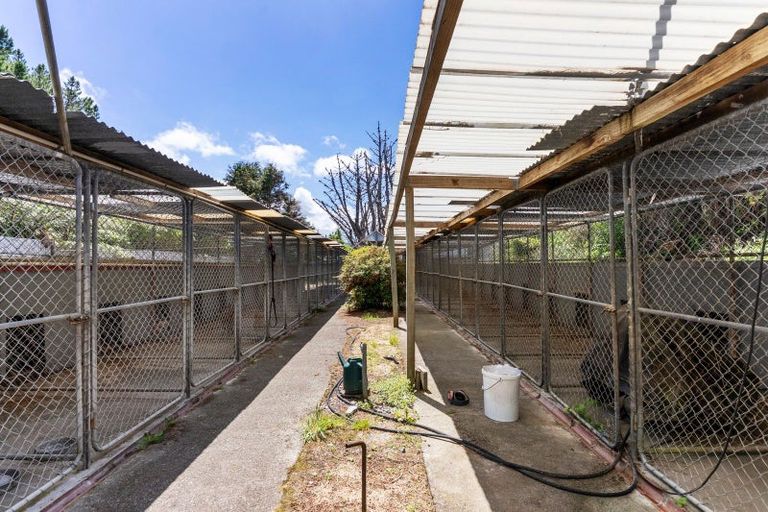Photo of property in 2c Kaitoke Loop Road, Kaitoke, Upper Hutt, 5018
