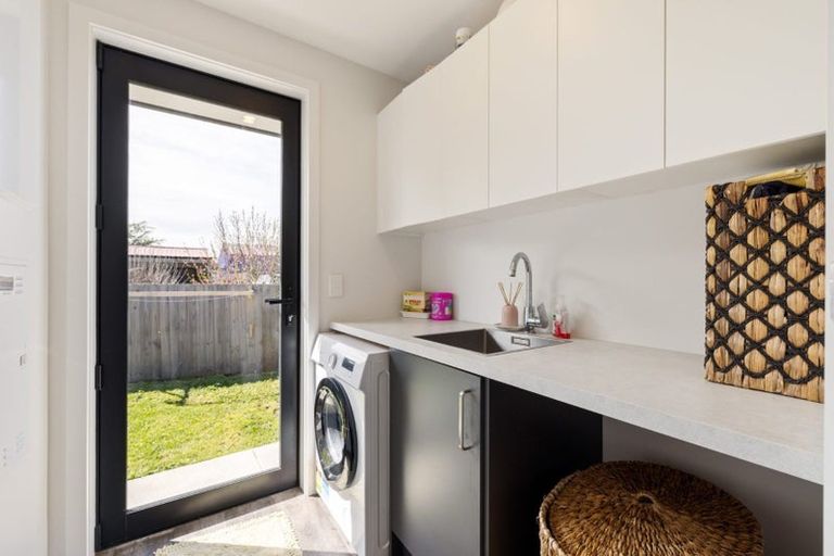 Photo of property in 2/19 Tensing Place, Sockburn, Christchurch, 8042