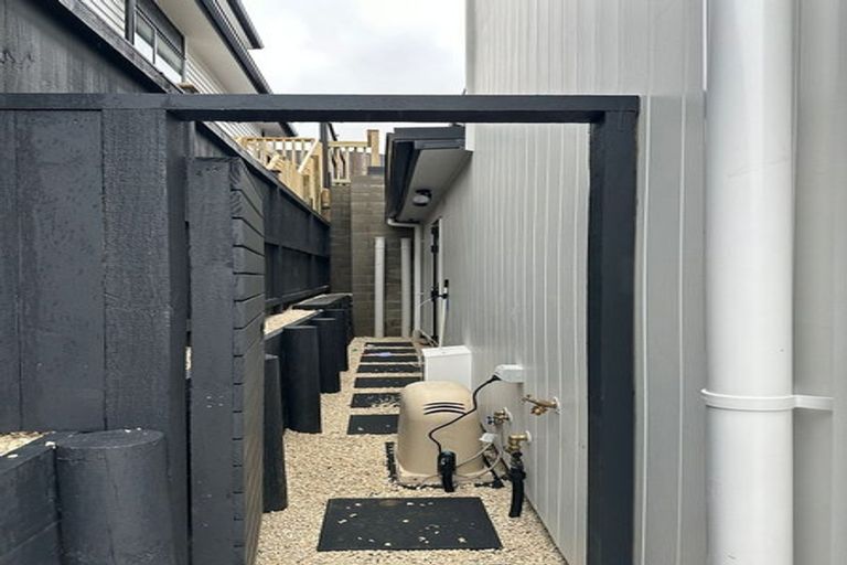 Photo of property in 28 Bendridge Street, Flat Bush, Auckland, 2019