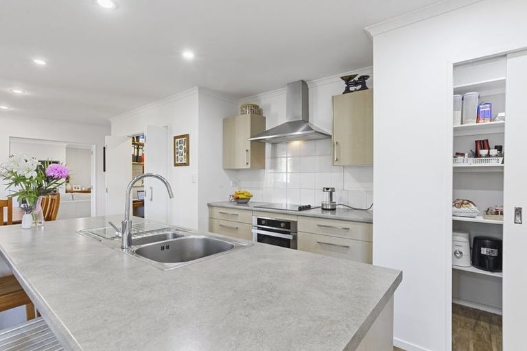 Photo of property in 44 Huntingdon Drive, Rangiora, 7400