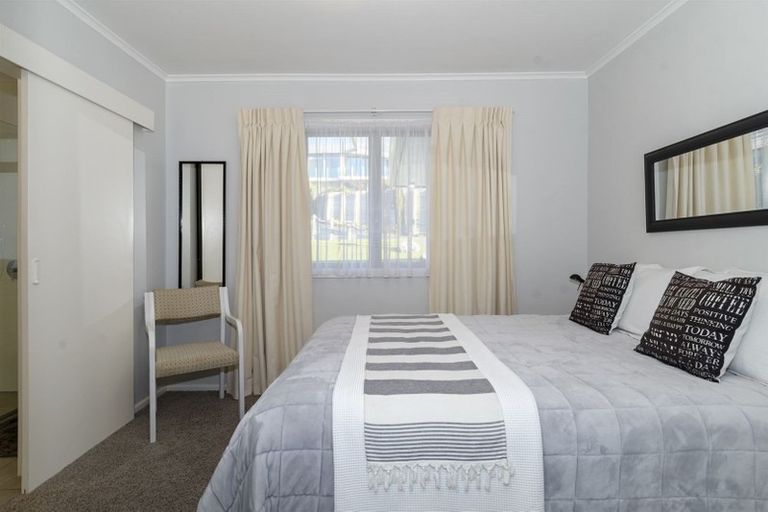 Photo of property in 8 Seaview Road, Otumoetai, Tauranga, 3110