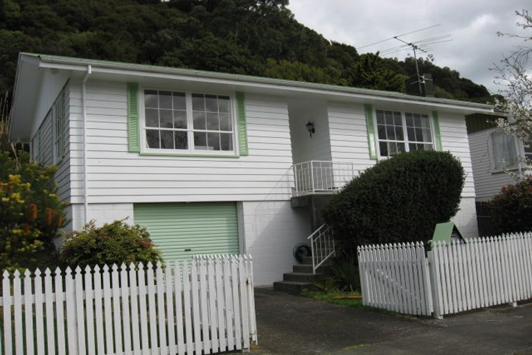 Photo of property in 49 Cleary Street, Waterloo, Lower Hutt, 5011