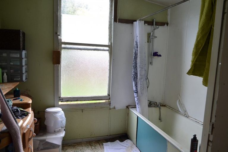 Photo of property in 17 High Street, Eketahuna, 4900