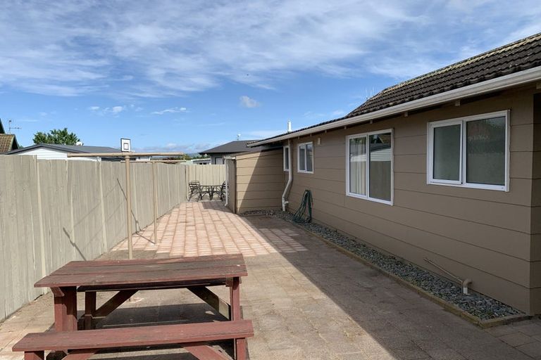 Photo of property in 43 Arthur Crescent, Hilltop, Taupo, 3330