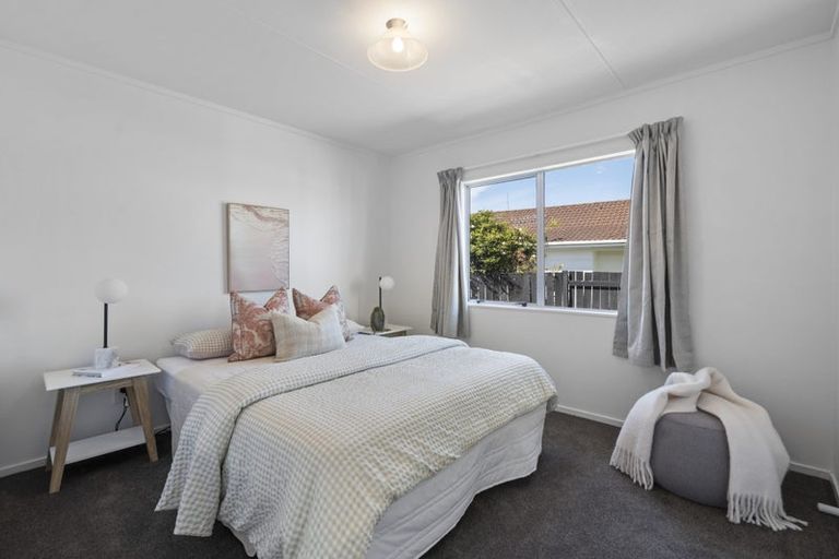 Photo of property in 35 Jupiter Street, Milson, Palmerston North, 4414