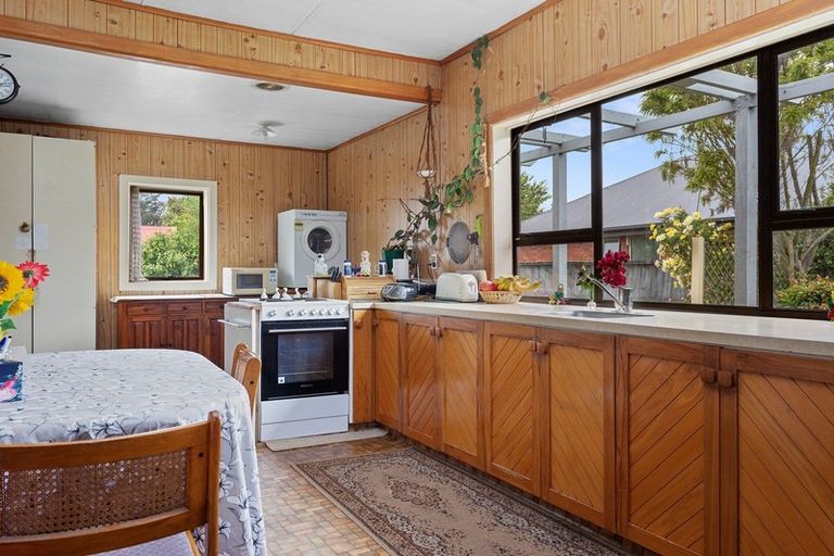 Photo of property in 13 Ropley Street, Amberley, 7410