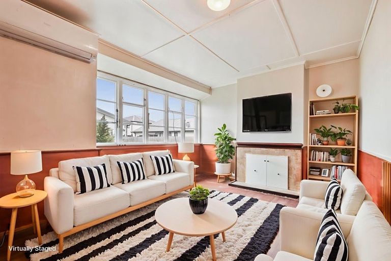 Photo of property in 13 Huia Street, Riccarton, Christchurch, 8041