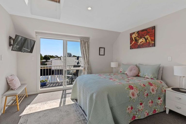Photo of property in 72 Balrudry Street, Avonhead, Christchurch, 8042