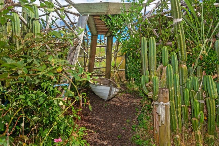 Photo of property in 784 Glenroy Road, Whangara, Gisborne, 4073