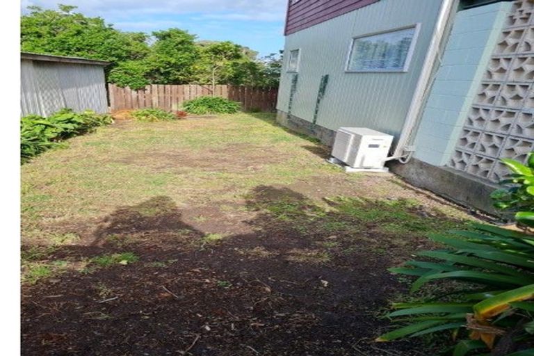 Photo of property in 7 Terrace Road, Titahi Bay, Porirua, 5022