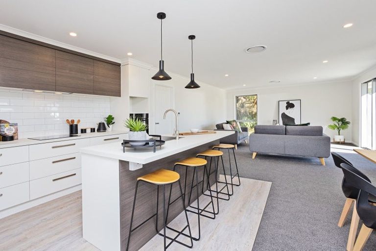 Photo of property in 92 Blairlogie Close, Otatara, Invercargill, 9879