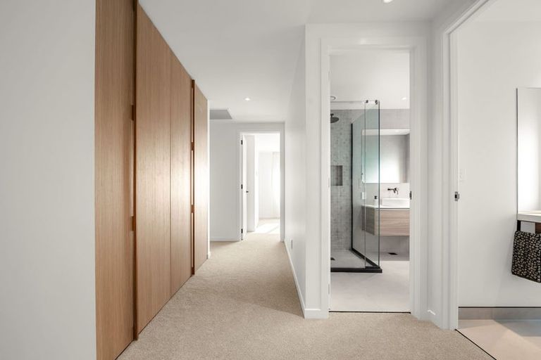 Photo of property in 33 Kauri Point Drive, Rototuna North, Hamilton, 3210