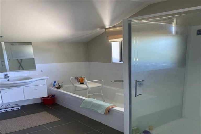 Photo of property in 207a Memorial Avenue, Burnside, Christchurch, 8053