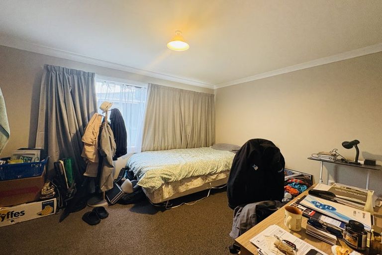 Photo of property in 32 Gloucester Street, Takaro, Palmerston North, 4412