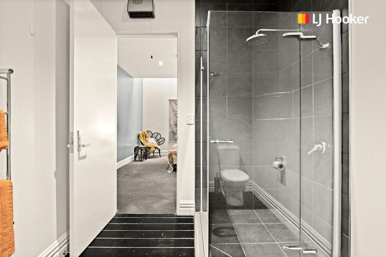 Photo of property in 2/49 Bond Street, Dunedin Central, Dunedin, 9016