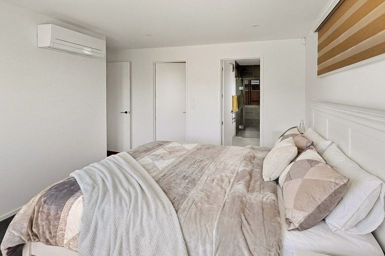 Photo of property in 21 Te Repo Drive, Halswell, Christchurch, 8025