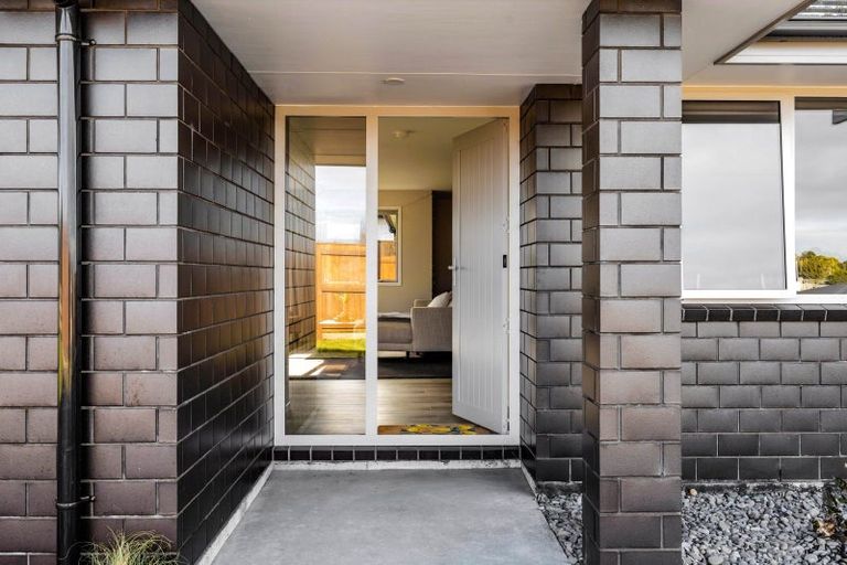 Photo of property in 9 Midsummer Avenue, Stratford, 4332