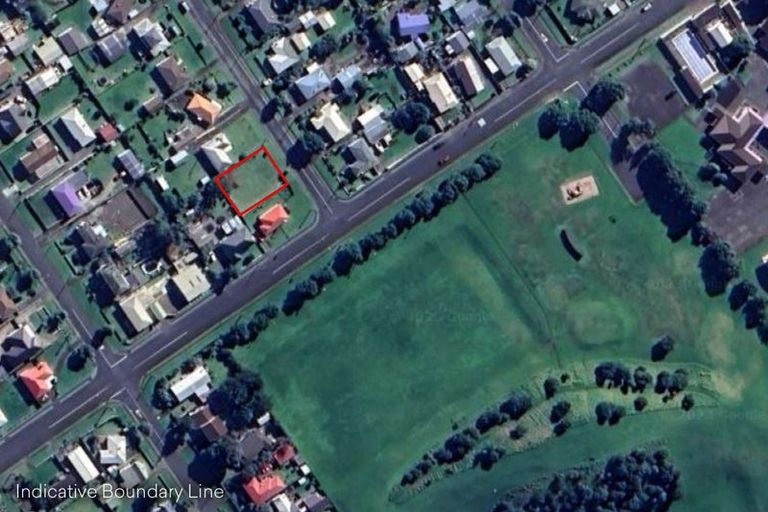 Photo of property in 9 Laird Street, Castlecliff, Wanganui, 4501