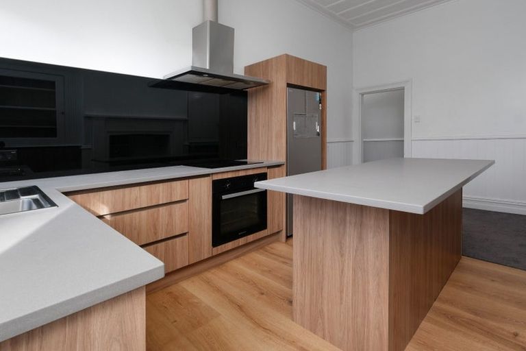 Photo of property in 2/32 Sheen Street, Roslyn, Dunedin, 9010